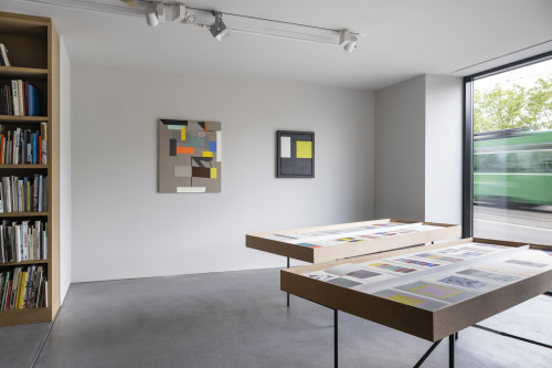 Exploring the Archive: Interacting Colors