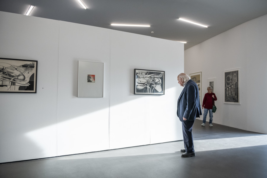 Machen Menschen Maschinen?, Hans-Ruedi Giger und Franz Anatol Wyss. Frühe Druckgraphiken, Views of the opening evening, 2023, © Kunsthaus Grenchen, Photos: Damian Byland.