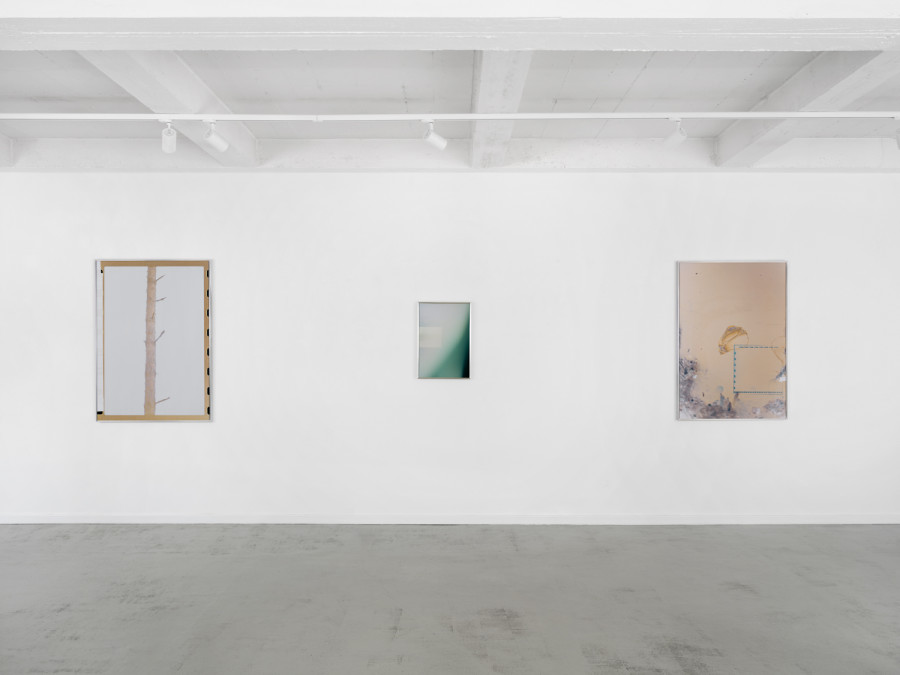 Exhibition view, Sebastian Stadler, Aqua Tuning, Galerie Heinzer Reszler, 2025. Courtesy of the artist and the gallery. Photo credit: Julien Gremaud