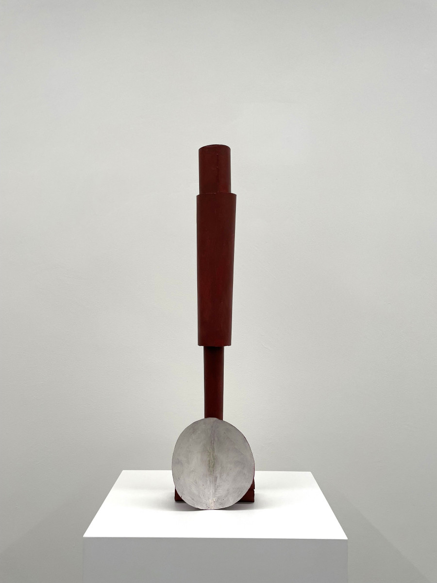 Abraham David Christian (Düsseldorf *1952) Skulptur, 1979 Papier bemalt, 76 x 18 x 9 cm MKM Museum Küppersmühle für Moderne Kunst, Duisburg, Sammlung Ströher. Exhibition "Abraham David Christian. Beyond language" Bündner Kunstmuseum, September 16, 2023 to January 7, 2024