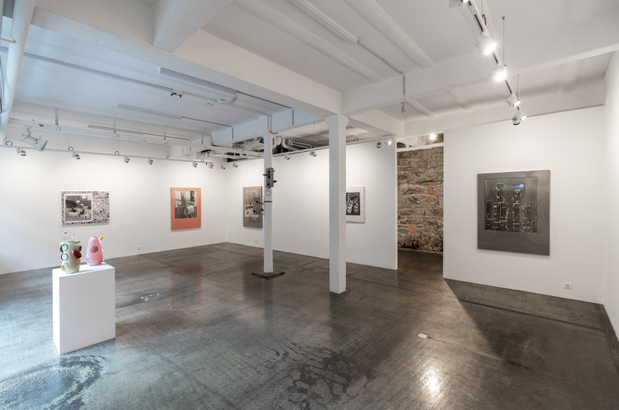 Installation view, Stefan Burger, The Gold Collection, tichyocean, 2025.