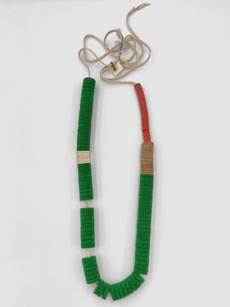 Bernhard Schobinger, Piano Peace, 2002, Necklace made of felt, ivory, string, metal keyhole, 57 x 11 x 2 cm, Neckline 104 cm