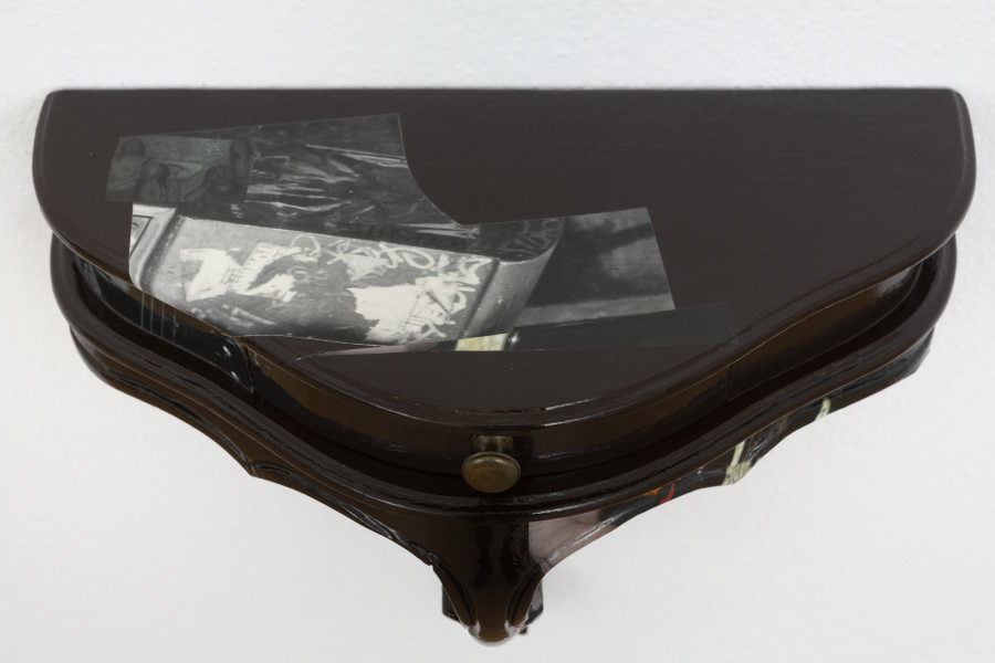 Virginia Ariu, Secret twins, 2025, Wood, magazine clippings, varnish, primer, vinyl glue, 40 x 42 x 23 cm. Exhibition view, Virginia Ariu, Exercises of Abstraction, Sentiment, Zürich, 2025. Photo credit: Philipp Rupp / Julien Gremaud. Courtesy of the artist and Sentiment