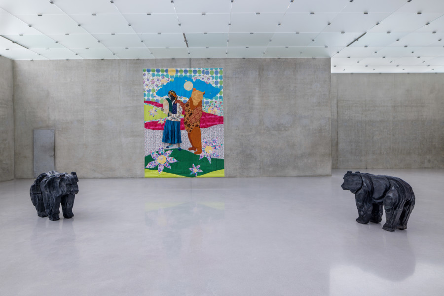 Małgorzata Mirga-Tas, Tełe Ćerhenia Jekh Jag, Exhibition view third floor Kunsthaus Bregenz, 2025. Photo: Markus Tretter. © Małgorzata Mirga-Tas, Kunsthaus Bregenz. Courtesy of the artist, Foksal Gallery Foundation, Warsaw, Frith Street Gallery, London, Karma International, Zurich