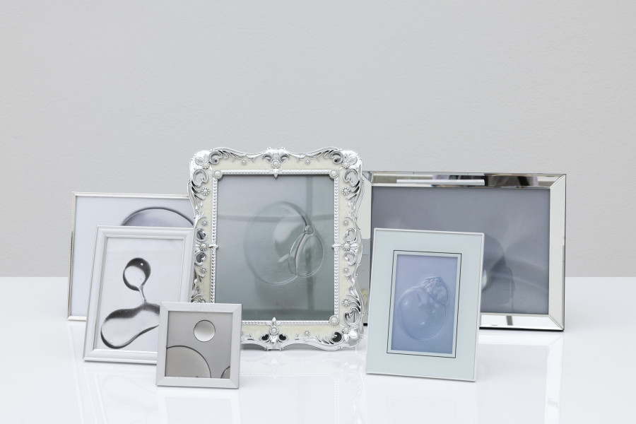 Hélène Fauquet, Delicate and sensitive, Detail / detail, 2023. Hélène Fauquet, Phenomena, Ausstellungsansicht / installation view, Kunsthaus Glarus, 2023. Foto / Photo: Gina Fo