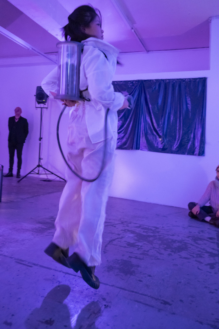 Nicola Genovese, Desireless, performance (with Daeun Park), curated by Francesco Urbano Ragazzi, produced by Fabriktheater Rote Fabrik, 2023.