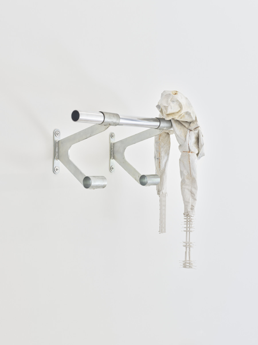 Christiane Blattmann, Dependers, 2025, Barre holders, aluminum, encaustic on jesmonite, stucco plaster and canvas, archival cardboard, steel, 59 × 20 × 29 cm. Damien & The Love Guru, 2025. Courtesy of the artist and Damien & The Love Guru, Brussels/Zurich. Photography : Felix Jungo