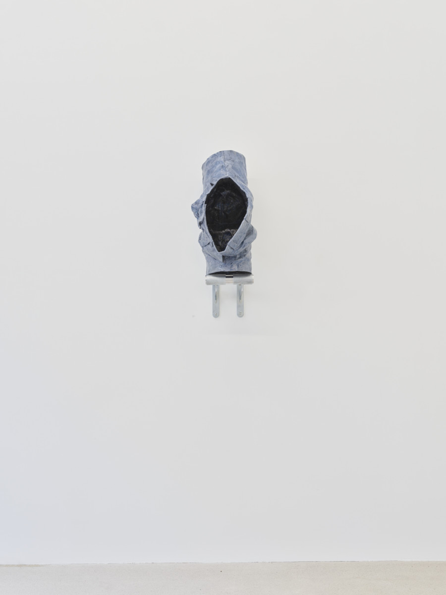 Christiane Blattmann, Fooling of the Fates, 2025, Barre holders, aluminum, encaustic on jesmonite, stucco plaster and canvas, 69 × 73 × 33 cm. Damien & The Love Guru, 2025. Courtesy of the artist and Damien & The Love Guru, Brussels/Zurich. Photography : Felix Jungo