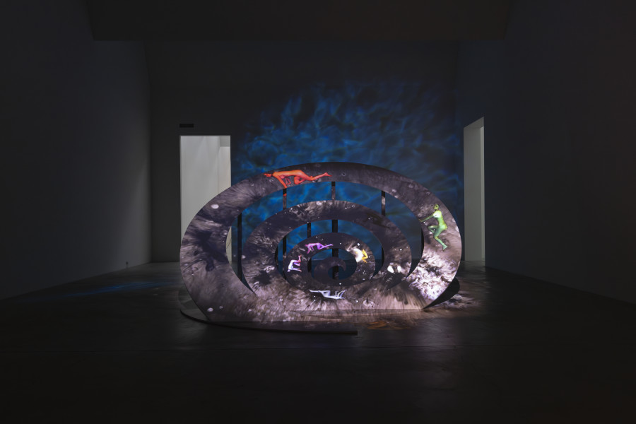 Tony Oursler, evo/devo, 2025, Artwork: evo/devo, 2025. Exhibition view, Tony Oursler, Hoisted from the Pit, Kunst Museum Winterthur, 2025. Photo: Reto Kaufmann