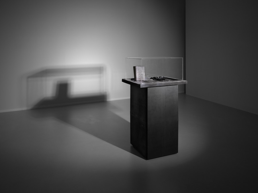 Julian-Jakob Kneer, FANATIC (8), 2025, Archival Satanic Bible, WWJD bracelet, Disneyland Tokyo headband, archival Peter Sotos PURE #1 zine, cast rubber and acrylic glas vitrine, 76 x 54 x 35 cm. Courtesy the artist and Blue Velvet, Zurich. Exhibition views by Andrea Luca Ammann.