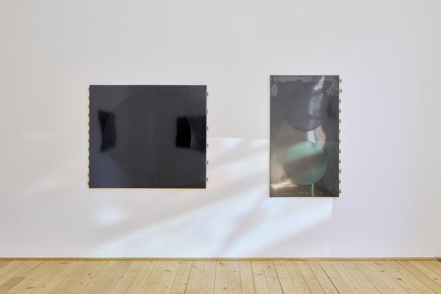 Installation view, Milena Langer, Art & Alienation, Kunsthalle Friart Fribourg, 2025. Photo: Guillaume Python. Courtesy of the artist and Kunsthalle Friart Fribourg