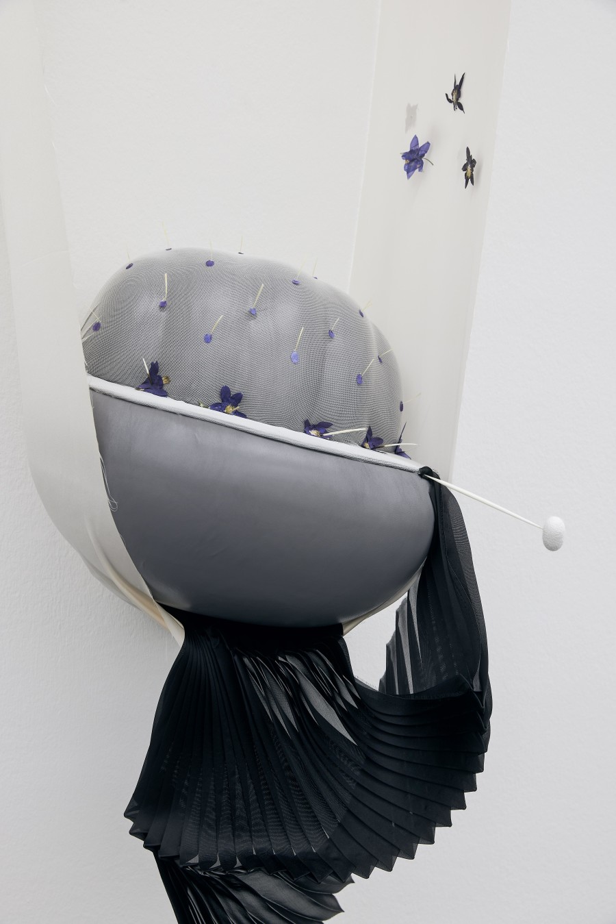 Maude Léonard-Contant, Mes ancolies, 2023. Photo: Moritz Schermbach