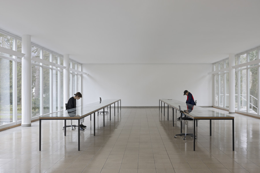 Linda Bilda, Die goldene Welt, installation view, Kunsthaus Glarus, 2025. Photo: Gina Folly