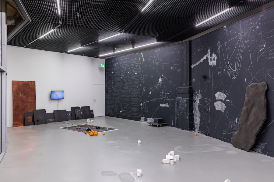 Exhibition view, Olivia Abächerli, the center and the other, Kunsthalle Luzern, 2023. Photo credit: Kilian Bannwart