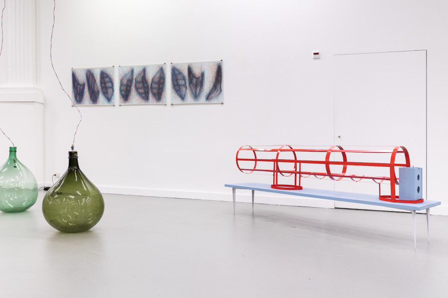 Exhibition view, Quido Sen, Sorgen Sie dafür, dass nach Ihrem Ableben Ihr Vorsterbekapital in richtige Hände kommt, Kunsthalle Luzern, 2023. Photo credit: Kilian Bannwart