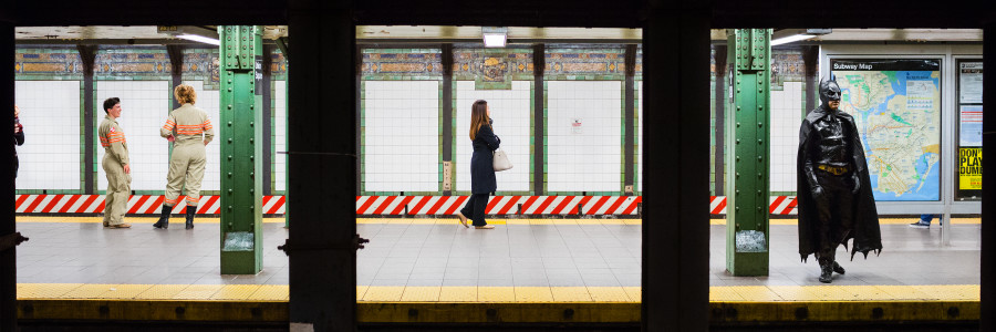 Natan Dvir, Union Square - 14th St., 11:12 pm, 2016, from the series Platforms, 2014–2016 © Natan Dvir