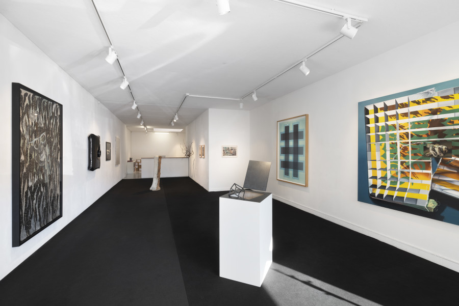 Exhibition view, Group Show: État des lieux, Wilde, 2023. Photo: Eric Bergoend