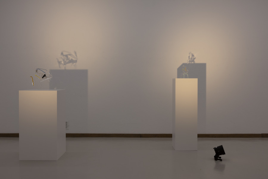 Linda Bilda, Die goldene Welt, installation view, Kunsthaus Glarus, 2025. Photo: Gina Folly