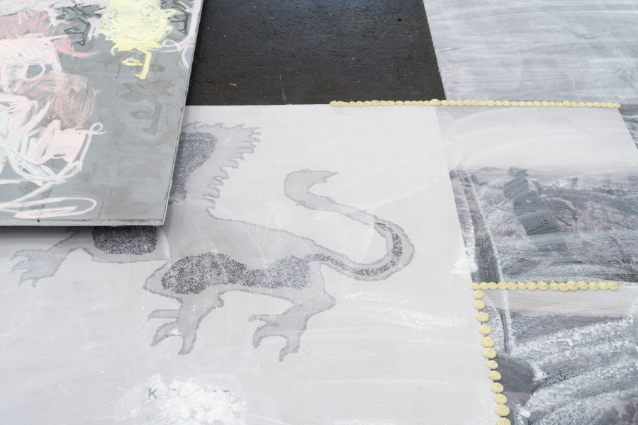 Melike Kara, «Emine`s Garden», detail view, 2023. With kars / goyan, 2023 (oil stick and acrylic on canvas, 180 x 150 cm). Photo: Kunst Halle Sankt Gallen, E. Sommer. Courtesy: the artist Jan Kaps, Cologne & Peres Projects, Berlin