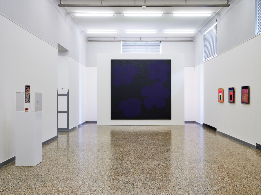 Exhibition view, Ja, wir kopieren!, Strategien der Nachahmung in der Kunst seit 1970, Kunstmuseum Solothurn, 2022. Photo credit: David Aebi © Kunstmuseum Solothurn