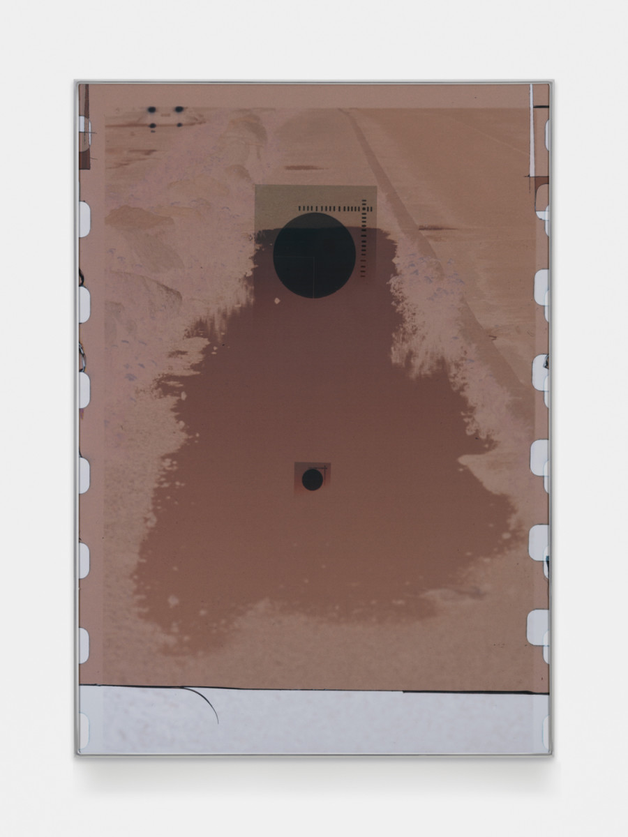 Sebastian Stadler, Untitled (New Archeologies), 2025, C-Print, aluminum frame by the artist, 128 x 90,5 cm, edition of 3 + 2 AP. Galerie Heinzer Reszler, 2025. Courtesy of the artist and the gallery. Photo credit: Julien Gremaud