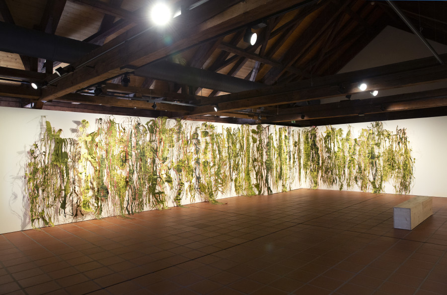 Exhibition view Christine Bänninger, «liquid Olive» at Zimmermannhaus Brugg, 2022 / Photo: Simone Haug / Courtesy: the artist and Zimmermannhaus