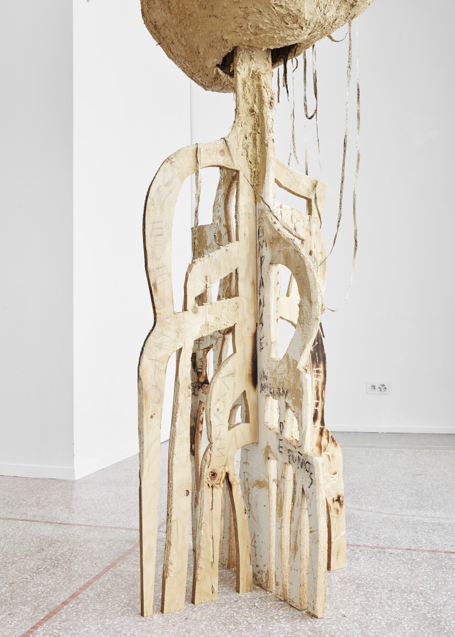 Exhibition view, Sebastián Dávila, Tierra rota. Se hace el día, Musée des Beaux-Arts la Chaux-de-Fonds, 2023. Images credit : Musée des beaux-arts de La Chaux-de-Fonds, Photo : Gaspard Gigon