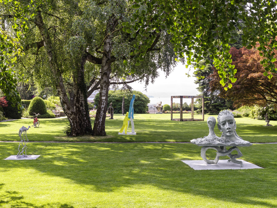Installation view, Art in the Park XXIII, Baur au Lac, Zurich, 2025. Courtesy of the artists and Galerie Eva Presenhuber, Zurich / Vienna. Photo: Stefan Altenburger Photography, Zürich