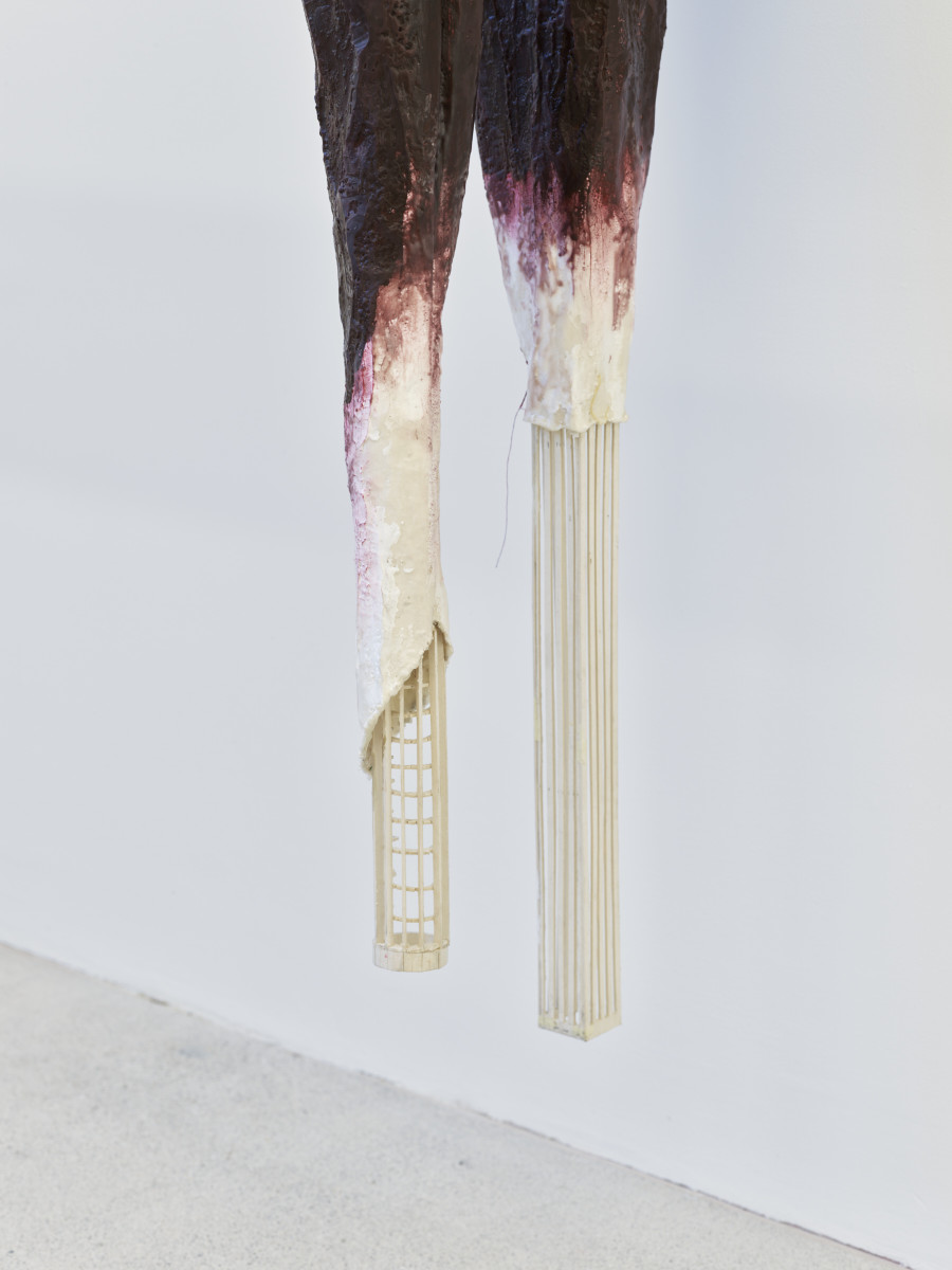 Christiane Blattmann, Dependers, 2025, Barre holders, aluminum, encaustic on jesmonite, stucco plaster and canvas, archival cardboard, 105 × 108 × 31 cm. Damien & The Love Guru, 2025. Courtesy of the artist and Damien & The Love Guru, Brussels/Zurich. Photography : Felix Jungo