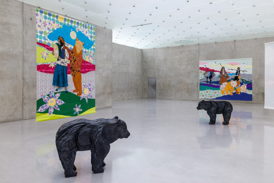 Małgorzata Mirga-Tas, Tełe Ćerhenia Jekh Jag, Exhibition view third floor Kunsthaus Bregenz, 2025. Photo: Markus Tretter. © Małgorzata Mirga-Tas, Kunsthaus Bregenz. Courtesy of the artist, Foksal Gallery Foundation, Warsaw, Frith Street Gallery, London, Karma International, Zurich