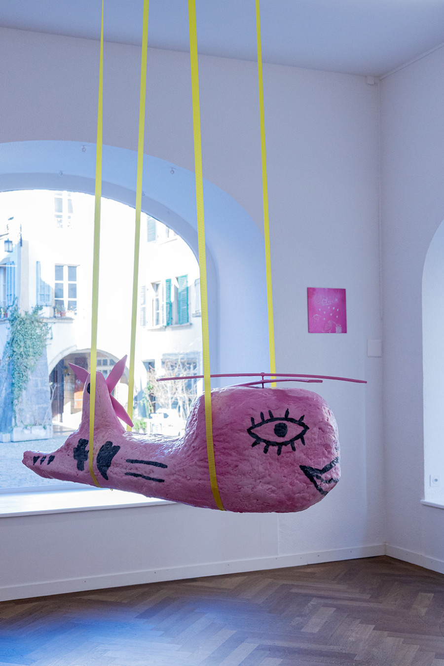 Installation view, Felix Stöckle, PINK HAWK DOWN, KRONE COURONNE, 2024. Credit © Jerlyn Heinzen