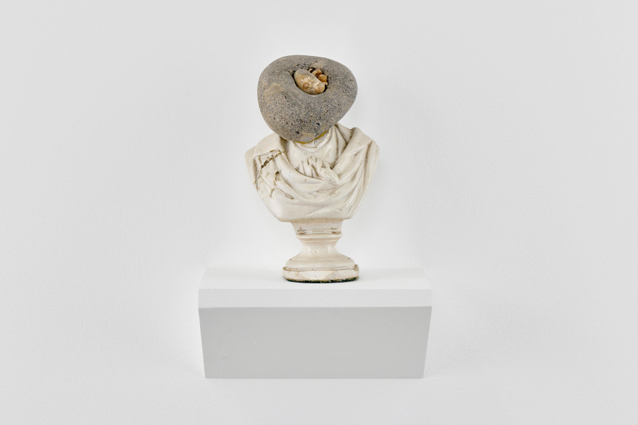 Exhibition view, Jardins Défiants (Defiant Gardens), Halle Nord, Geneva, 2025. Derek Jarman, Household God III (Wagner), 1989. Courtesy of Amanda Wilkinson Gallery, London. Photo credit: © Thomas Maisonnasse / Halle Nord, 2025