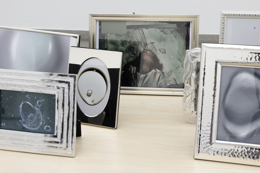 Hélène Fauquet, Mechanica, Detail / detail, 2023. Hélène Fauquet, Phenomena, Ausstellungsansicht / installation view, Kunsthaus Glarus, 2023. Foto / Photo: Gina Folly