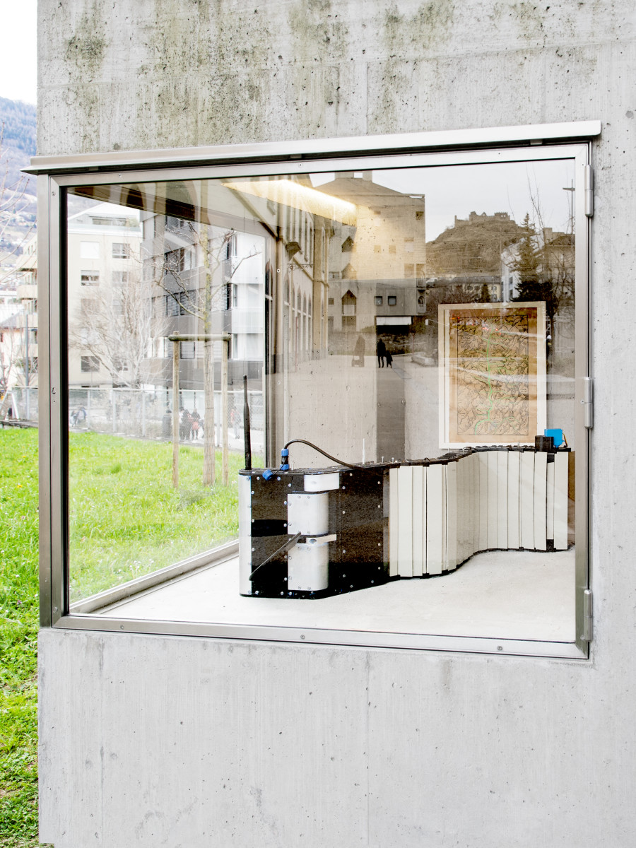 Installation view, Yan Tomaszewski, La Correction, Lemme, Sion, 2025.