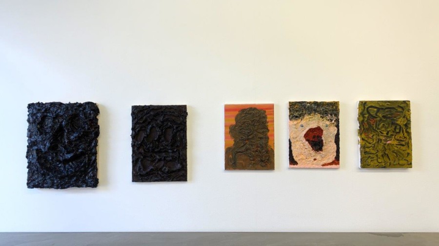 Beni Bischof: Big Painting, Installation view, 2023, Galerie Nicola von Senger.