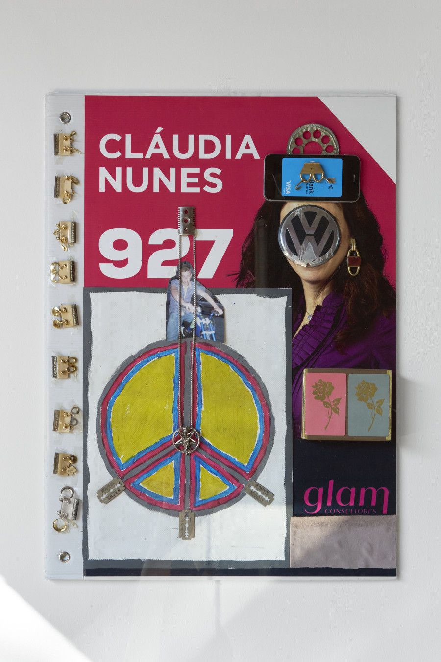 Mauro Cerqueira, Casas num Beco Malcheiroso #6, 2019-2024. Photo: Guillaume Python. Courtesy of the artist and Kunsthalle Friart Fribourg