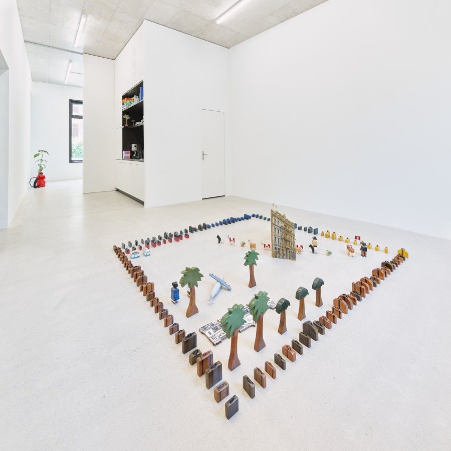 Installation view, Jasmin Werner, Apparat Kleptokrat, Damien & The Love Guru, Zürich, 2025. Courtesy of the artist and Damien & The Love Guru, Brussels/Zurich. Photography : Felix Jungo