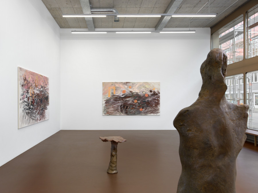 Simone Fattal, Sitter, Installation views, Karma International, Zurich, 2024. Courtesy of the artist and Karma International, Zurich. © Simone Fattal. Photo credits: Annik Wetter