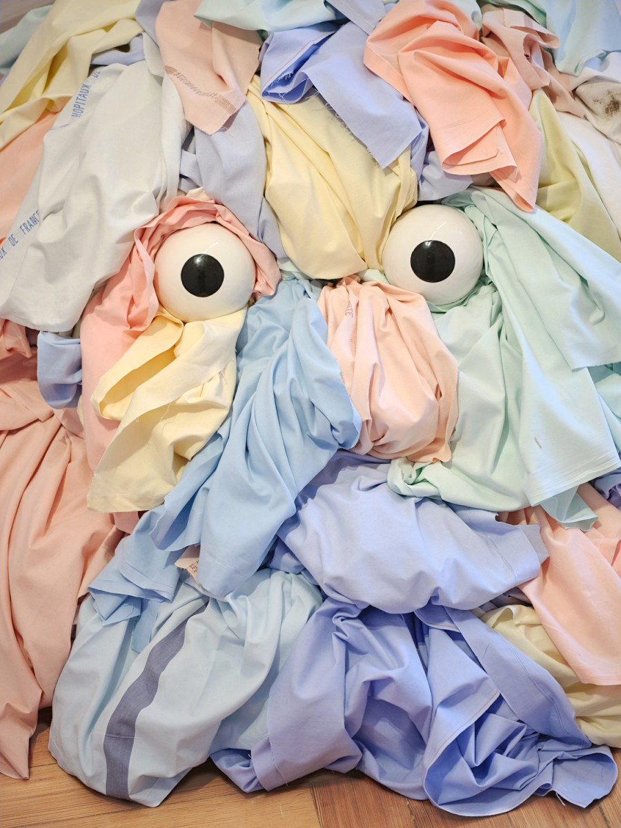 Exhibition View, ‘Stitches: A Haunted House and Other Ghost Stories’ at the Villa Bernasconi, 2026 / Photo by Nicolas Delaroche Studio. Benoît Piéron, Cairn, 2024, discarded hospital sheets, porcelain, Courtesy of the artist and Galerie Sultana