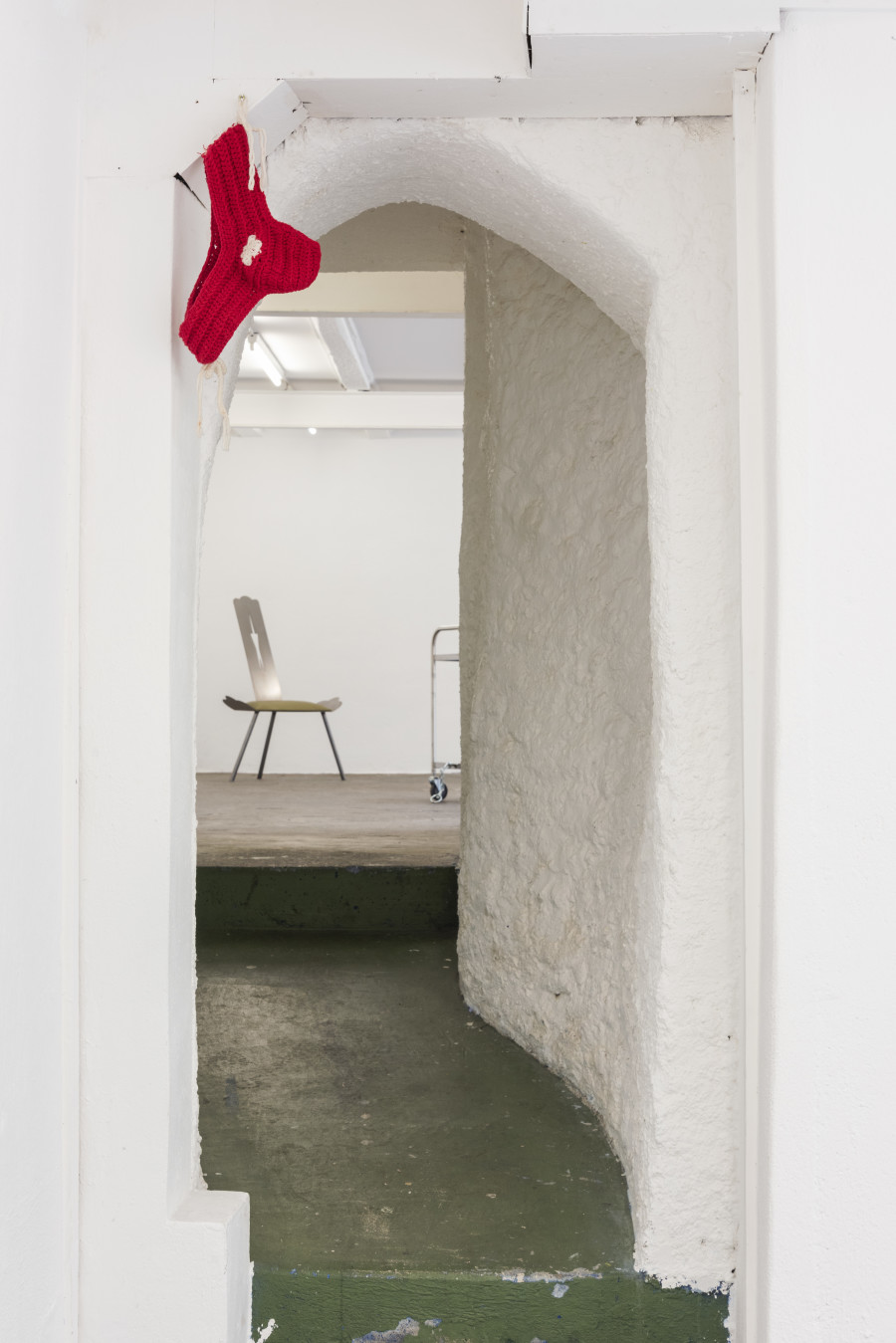Exhibition view « Meet Me Halfway » at WallStreet, Fribourg, 2023 / Photo: Remy Ugarte / Courtesy: the artist and WallStreet.
