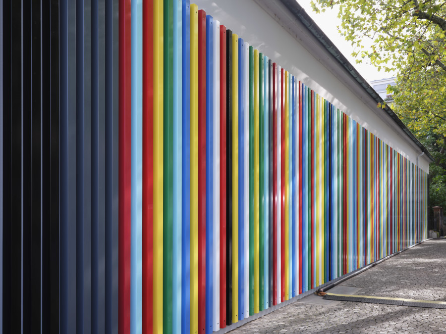 Coumba Samba, Wild Wild Wall, 2025, detail, in: Coumba Samba, Wild Wild Wall, Kunsthalle Basel Back Wall Project, 2025, photo: Philipp Hänger / Kunsthalle Basel