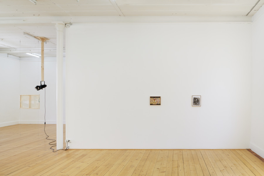 Exhibition view, Elise Corpataux, Life isn't good it's excellent, Kunsthalle Friart Fribourg, 2023. Photo : Guillaume Python. Courtesy of the artist and Kunsthalle Friart Fribourg