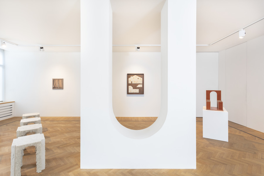 Installation shots of Interior" with works by Elena Alonso, EJR Barnes, Christian Hidaka, Caitlin MacBride, Kilian Rüthemann, Sam Stewart, Laila Tara H, Raphaël Zarka, exhibited at Galerie Fabian Lang, Zurich, (21 April 2023 - 2 June 2023). Credit: Courtesy of the artists and Galerie Fabian Lang. Copyright: © Fabian Lang