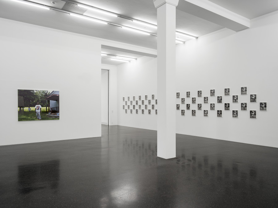 Installation view, Bruno Serralongue, Pour la vie, Galerie Francesca Pia, Zurich, 2022. Photo: Cedric Mussano
