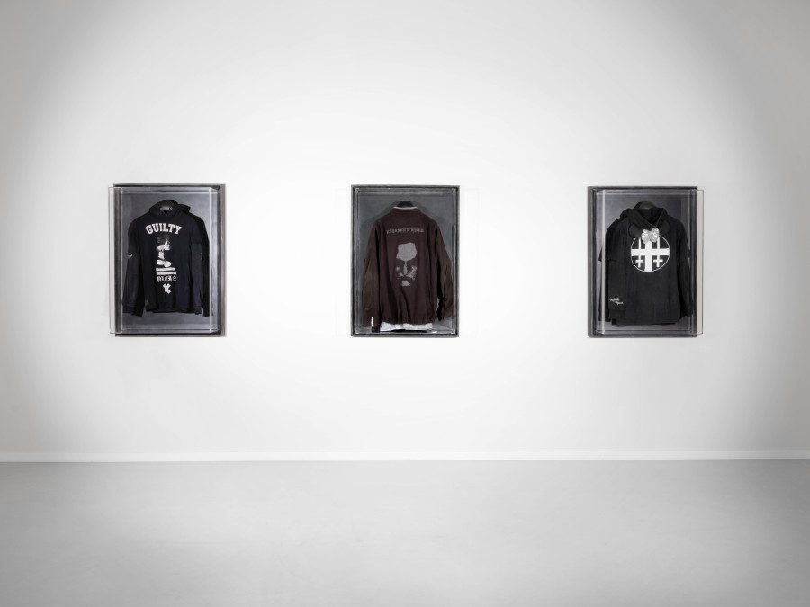 Exhibition view, Julian-Jakob Kneer: FANATICS II, Blue Velvet at Villa Nomad, Zurich, Switzerland, 2025. Courtesy the artist and Blue Velvet, Zurich. Exhibition views by Andrea Luca Ammann.