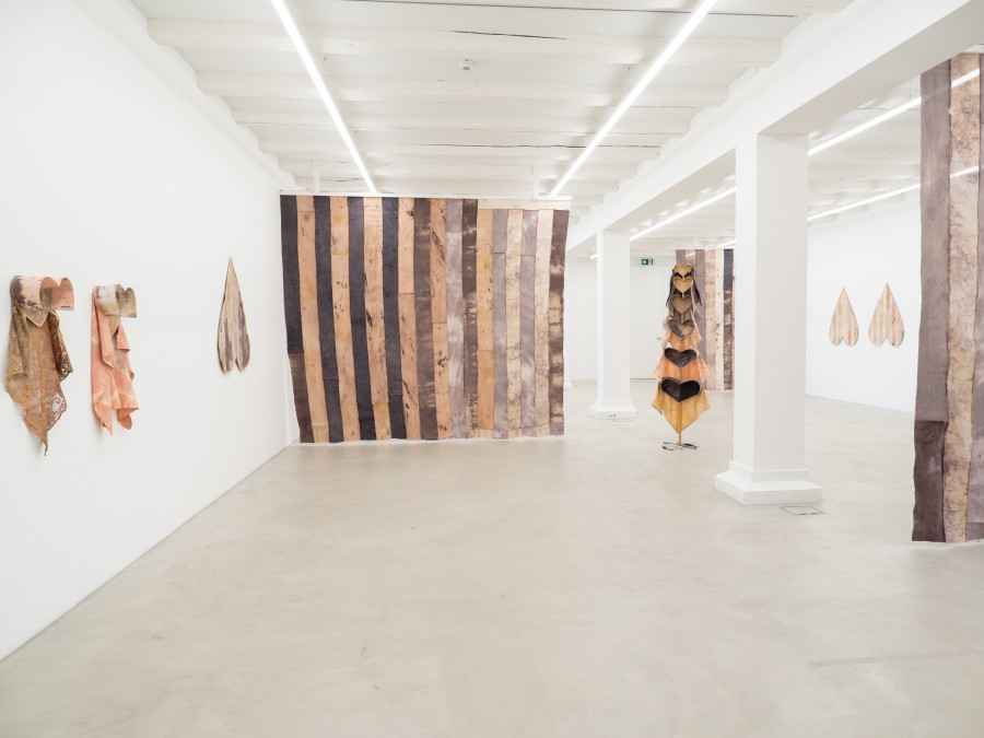 Worldly Hearts, Anna Reutinger, Ausstellungsraum Klingental, Basel, CH, 2024.