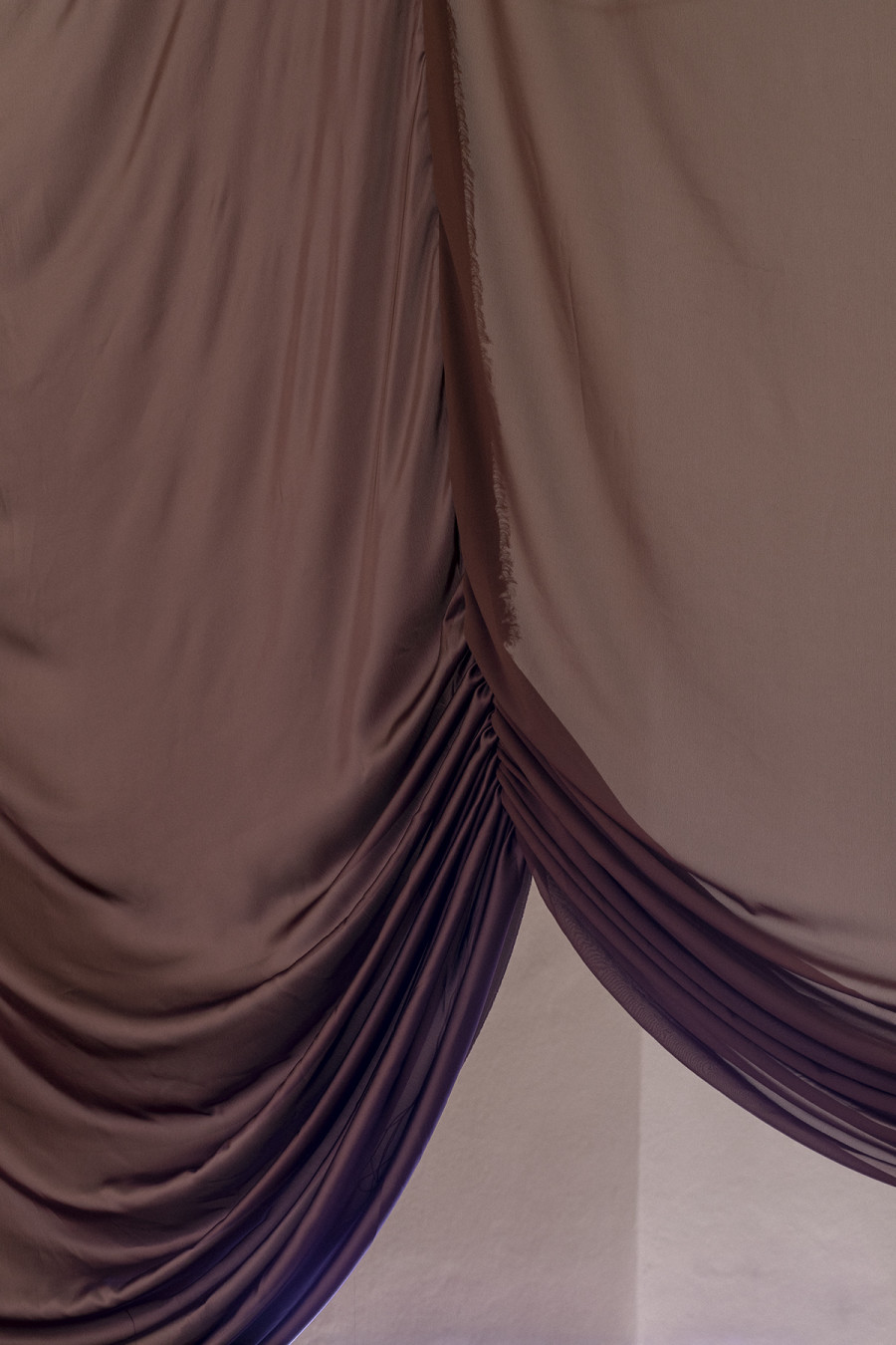 Lara Dâmaso, to the unborn: catharsis, 2022. 3-video installation with silk curtain and satin ribbons. With the collaboration of Blanca Bianchi. Credit photo: © Guadelupe Ruiz