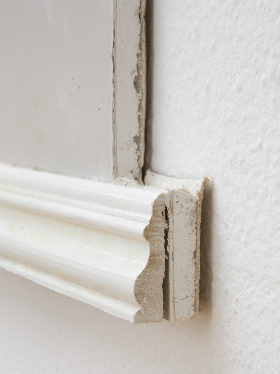 Exhibition view, Emily Barker, Wall Works, Sentiment, 2023. Photo credit: Philipp Rupp / Julien Gremaud. Courtesy of the artist and Sentiment