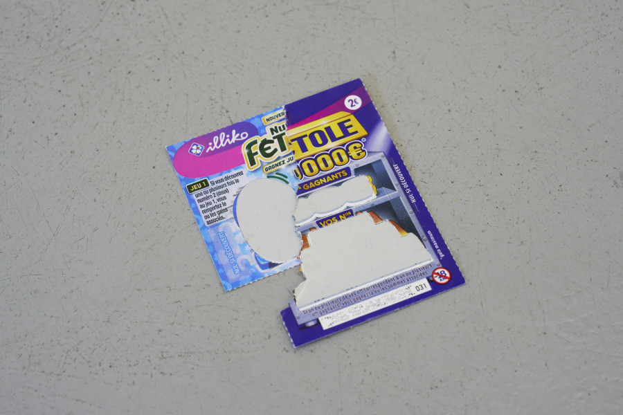 Costanza Candeloro, Re-Assembled Fortune (detail), CEC, 2025. Photo : Guillaume Python. Courtesy Centre d’édition contemporaine, Geneva