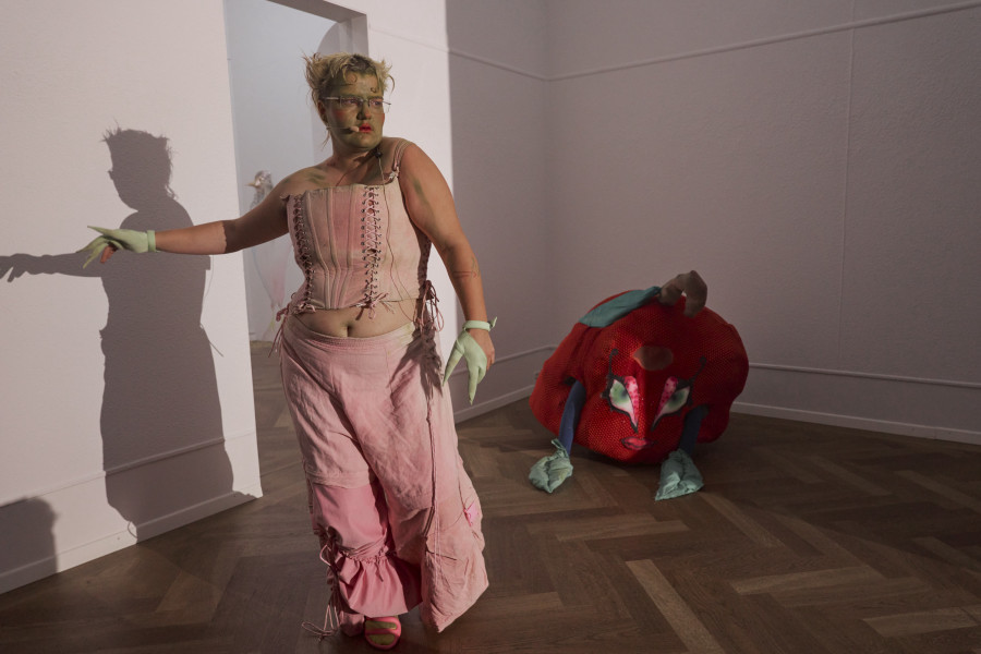 Live interventions on 5.9.2024, feat. Thilda Bourqui, Tony Colombe. K, Pauline Coquart, Gaia Vincensini, Xaxalxe, KRONE COURONNE